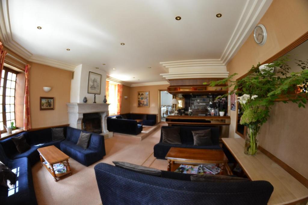 L'Auberge Des Sources Druyes-les-Belles-Fontaines Экстерьер фото