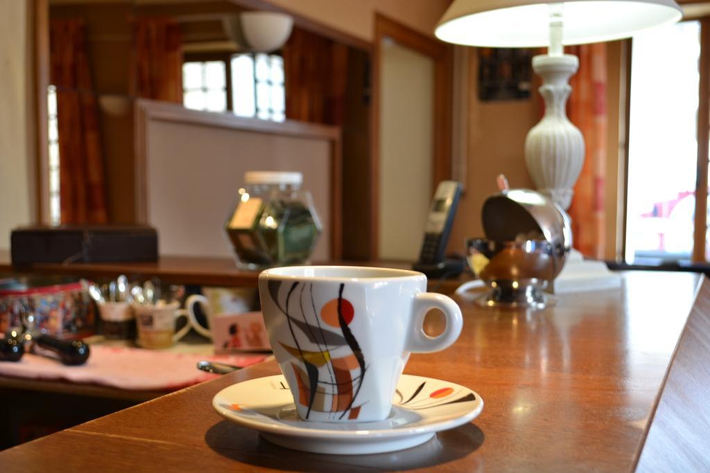 L'Auberge Des Sources Druyes-les-Belles-Fontaines Экстерьер фото